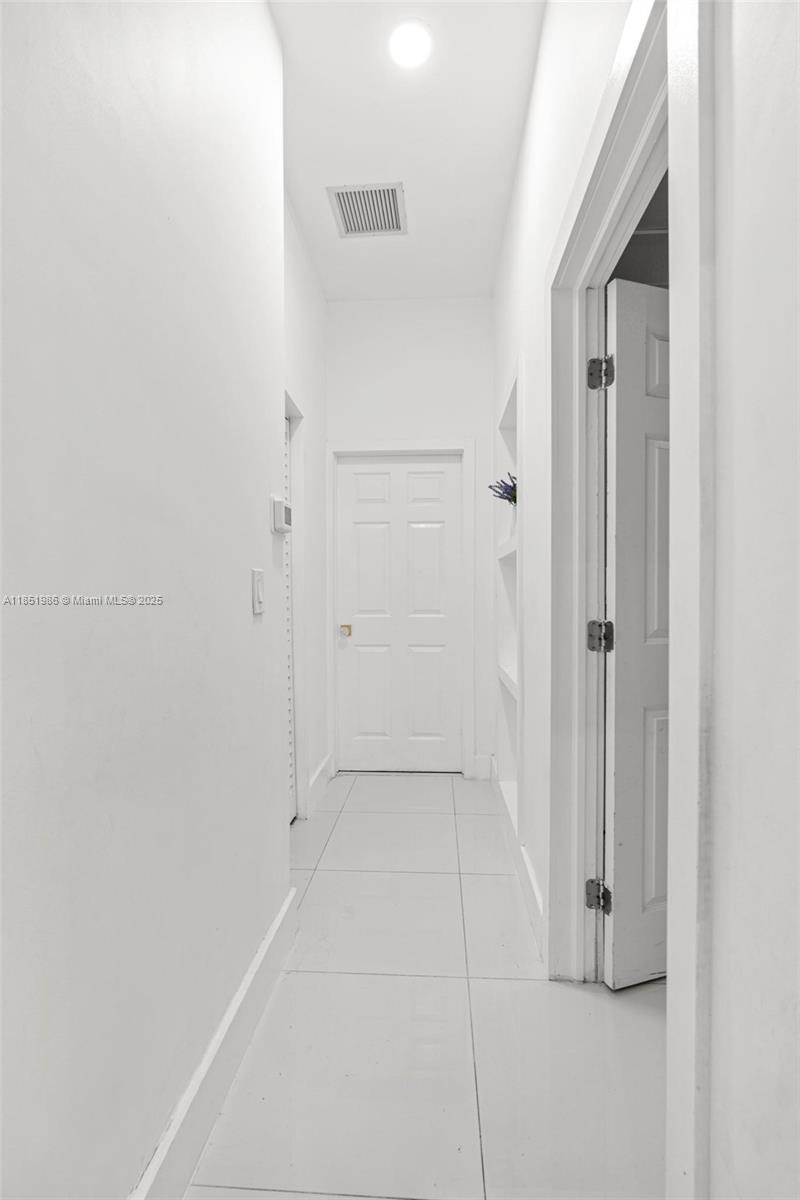 MUSTANG RANCHES - Residential