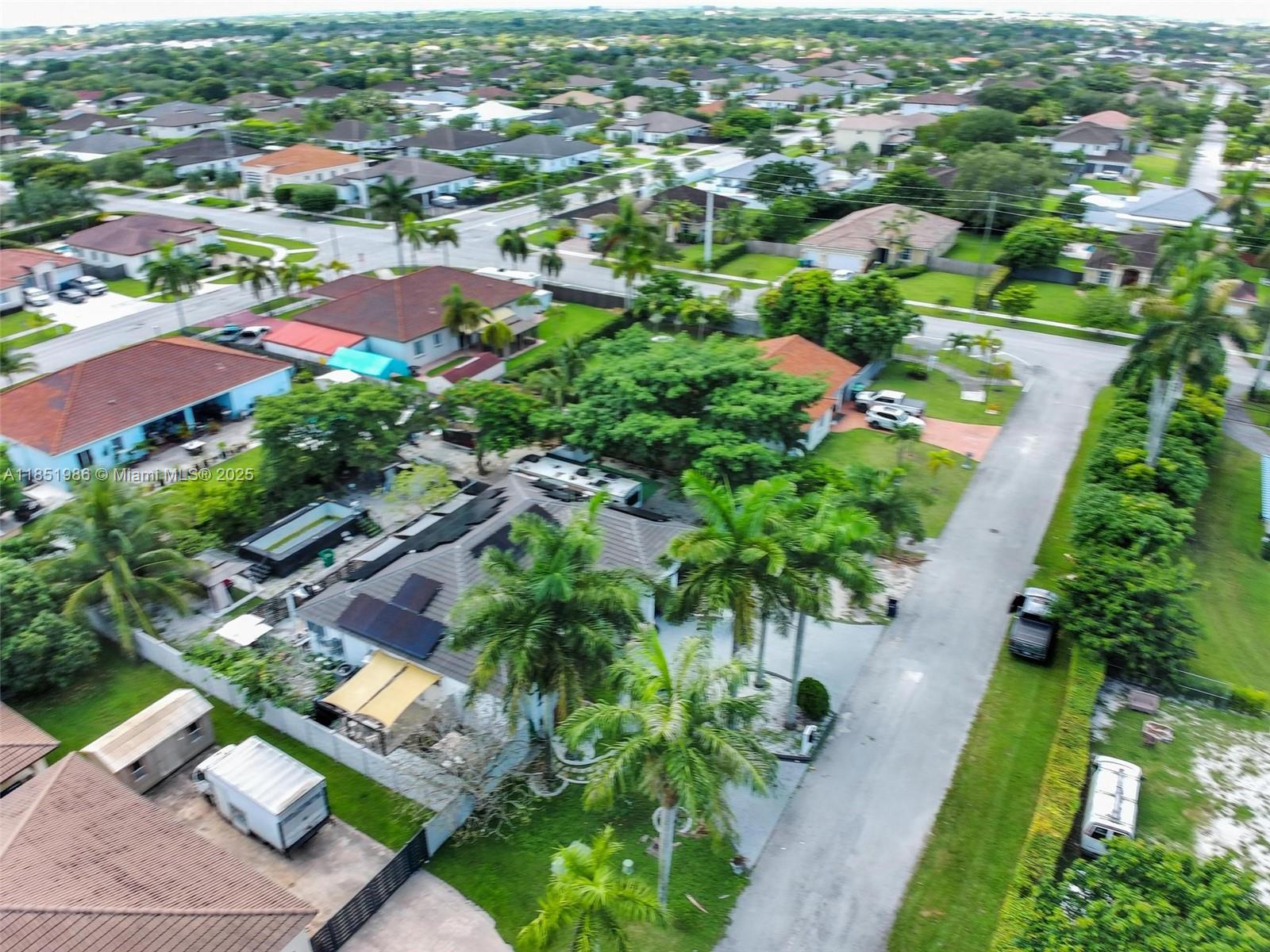 MUSTANG RANCHES - Residential