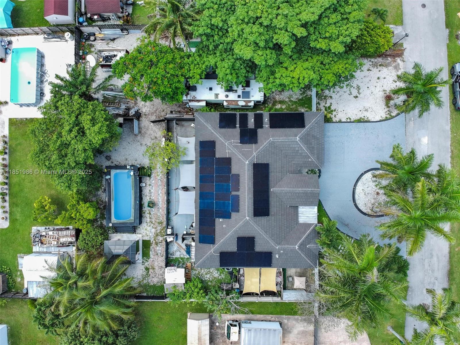 MUSTANG RANCHES - Residential