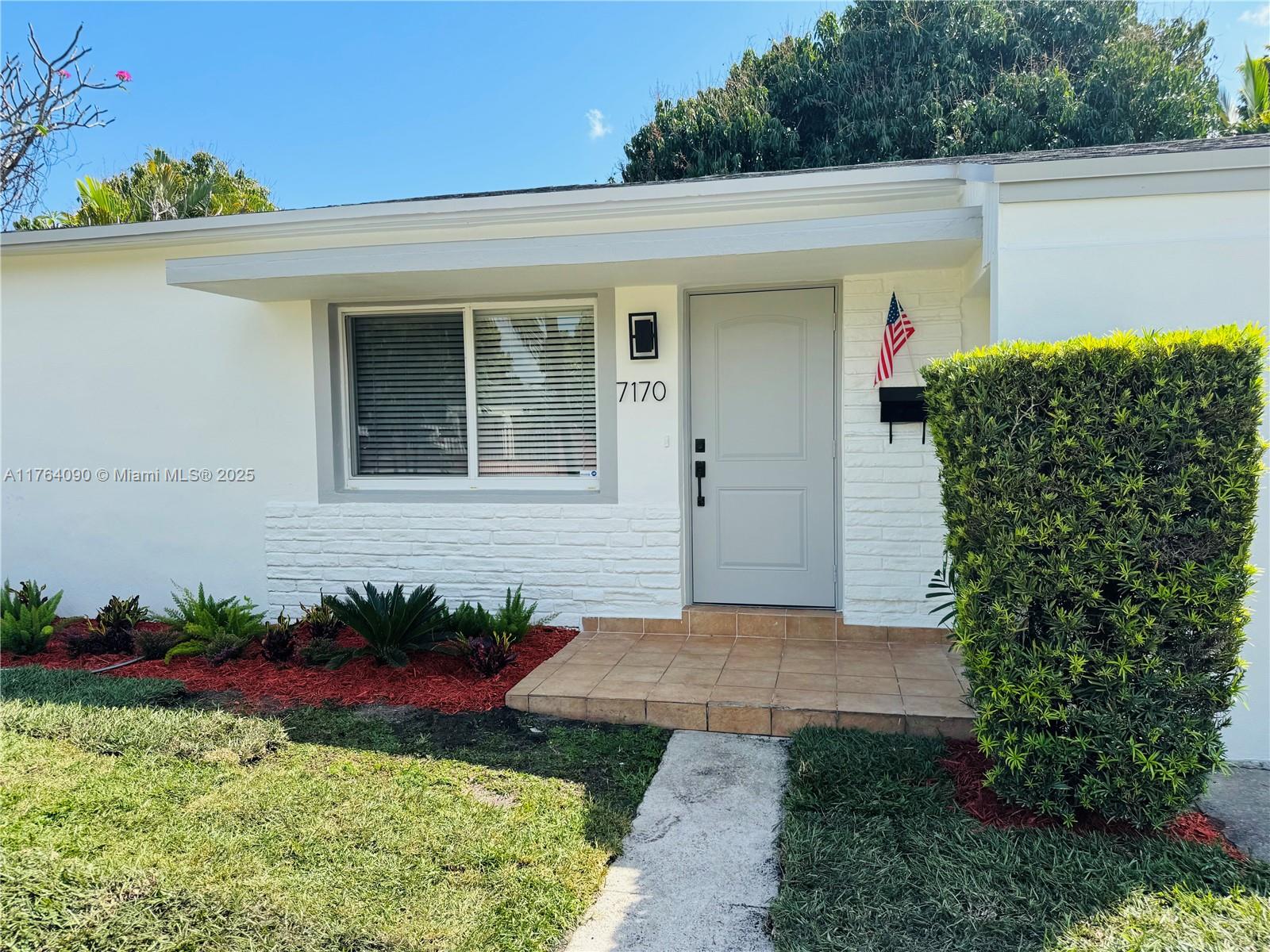 Property for Sale at Address Not Disclosed, Miami, Broward County, Florida - Bedrooms: 2 
Bathrooms: 1  - $639,000