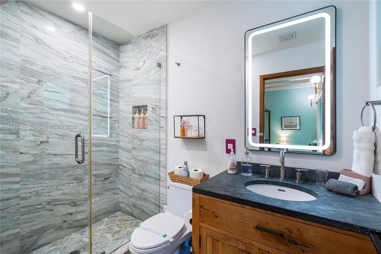 GOLDEN ISLES SEC - Residential Lease