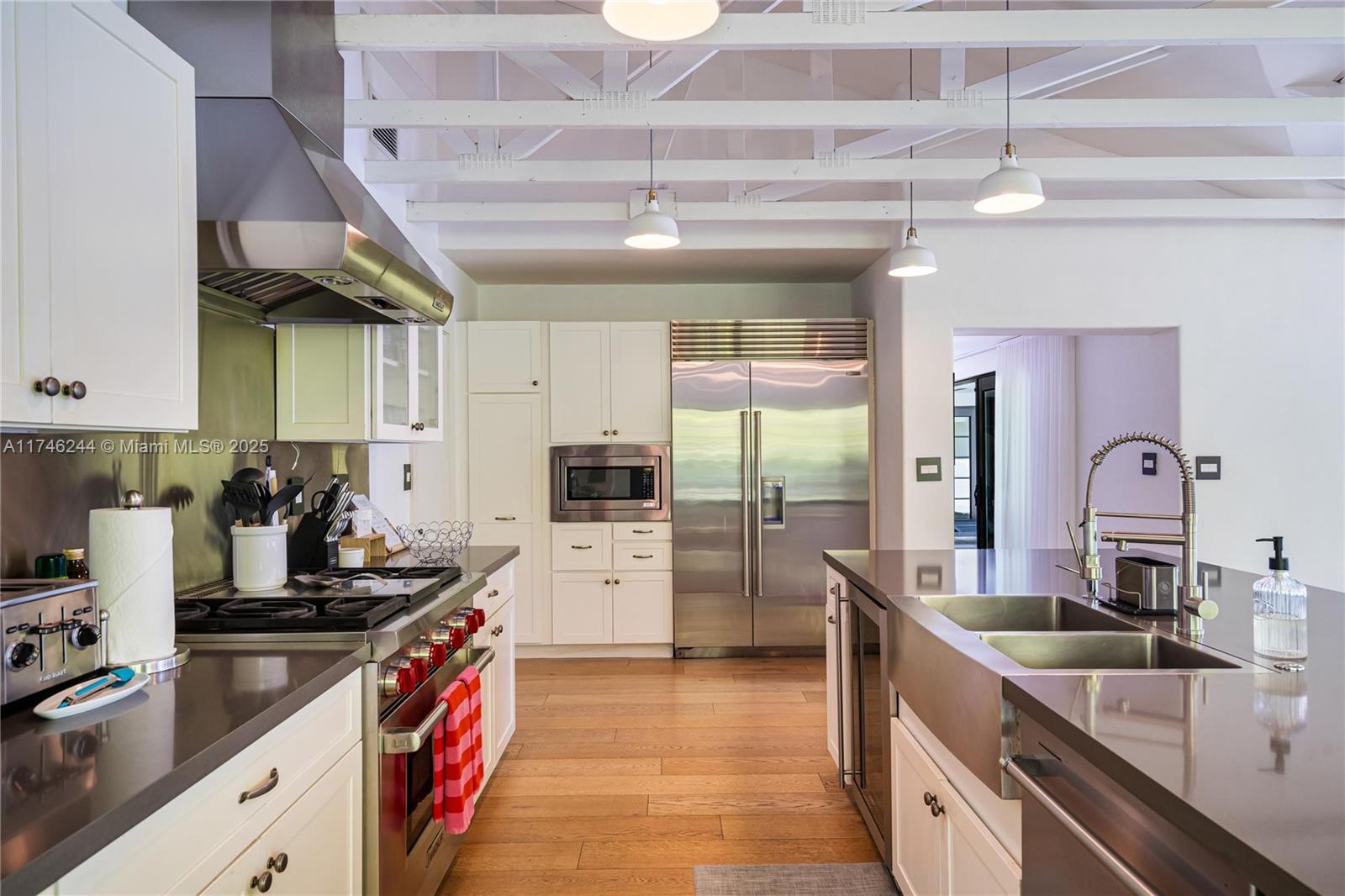 GOLDEN ISLES SEC - Residential Lease