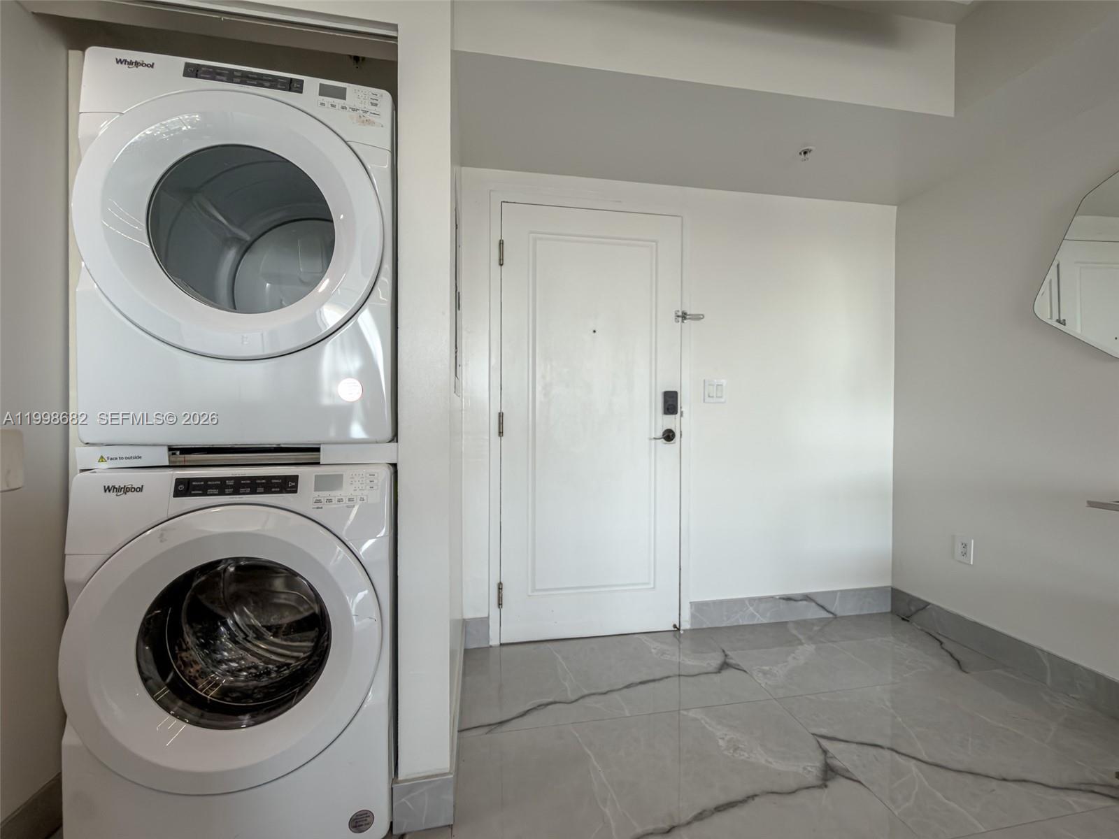 TERRAZAS RIVERPARK VILLAG - Residential