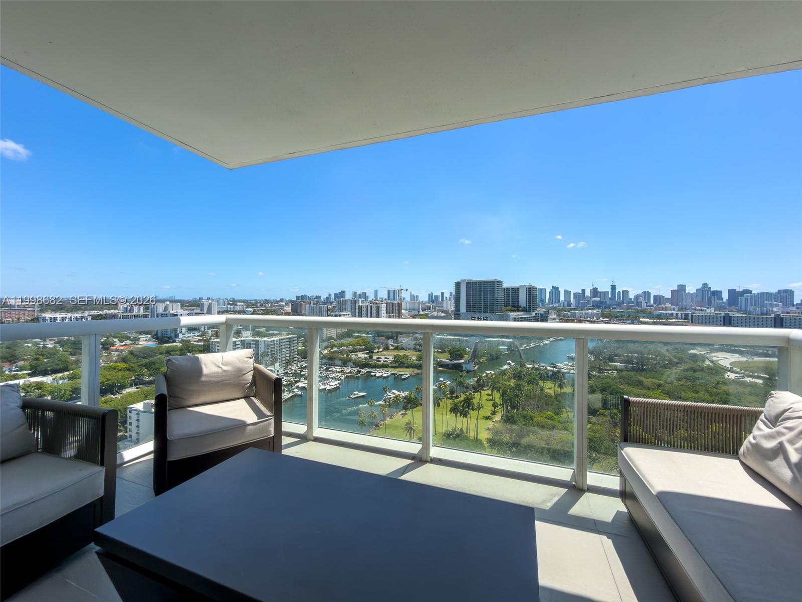 TERRAZAS RIVERPARK VILLAG - Residential