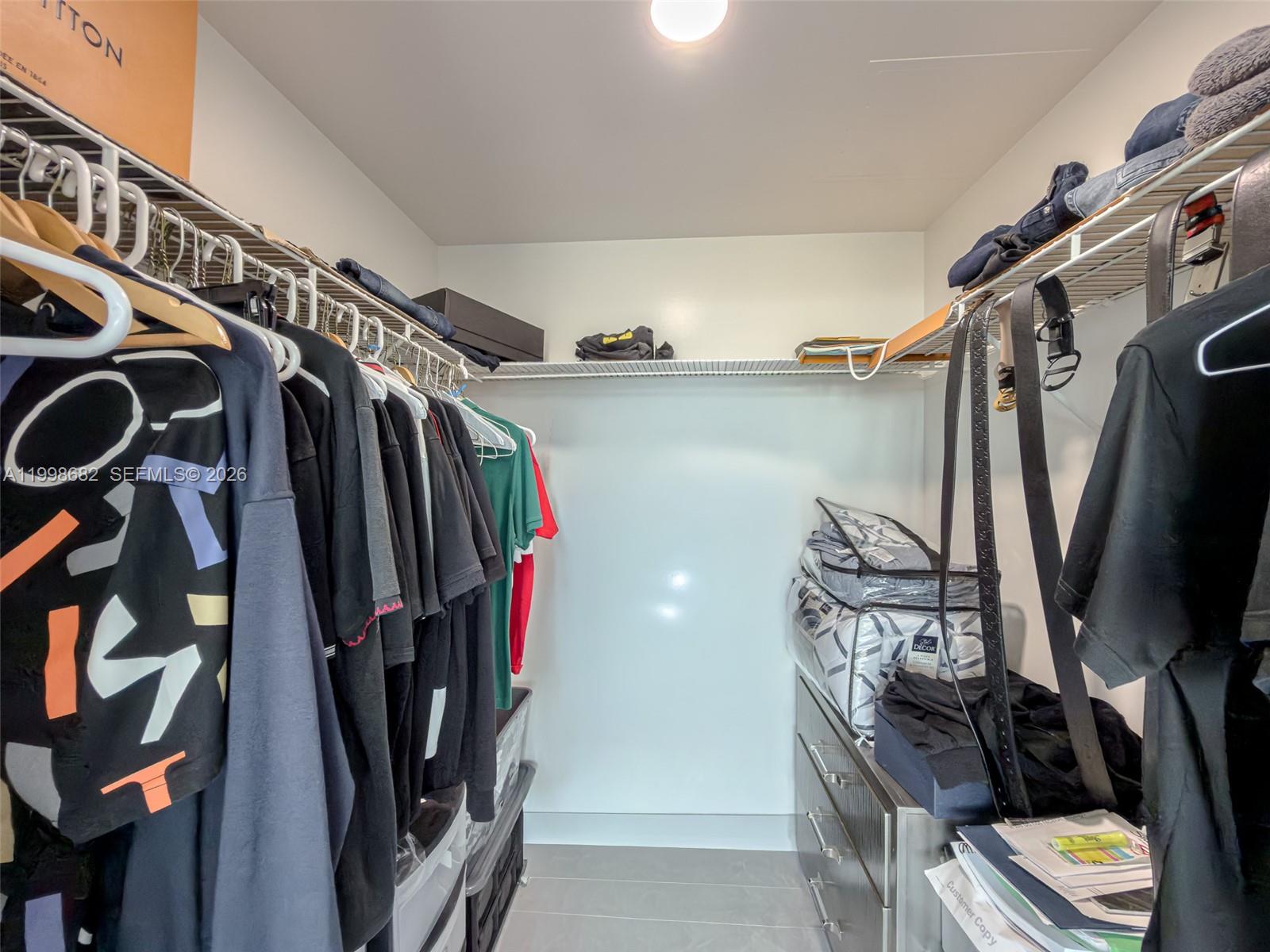 TERRAZAS RIVERPARK VILLAG - Residential