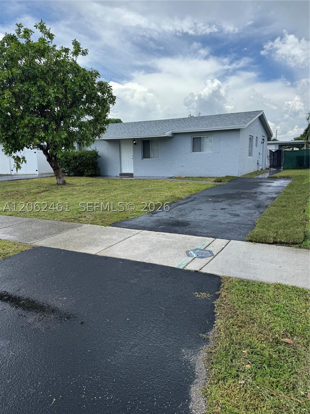 Photo of 2669 NW 24th Ct, Fort Lauderdale, FL 33311 (MLS # A12062461)