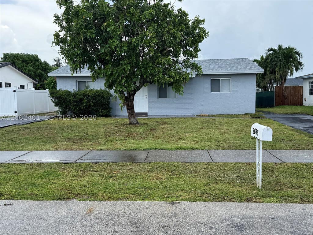 Photo of 2669 NW 24th Ct, Fort Lauderdale, FL 33311 (MLS # A12062461)