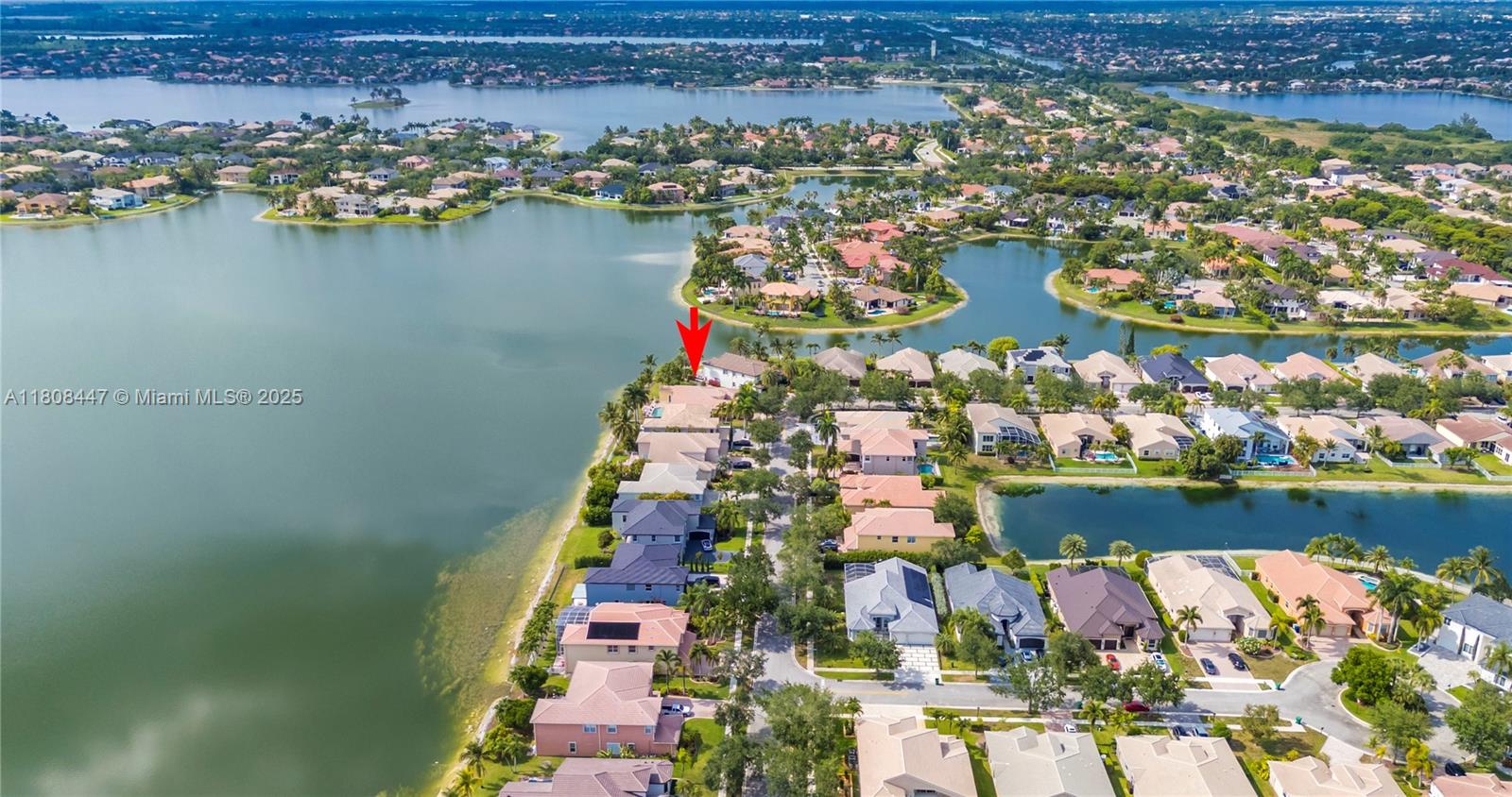 SUNSET LAKES PLAT THREE - Residential