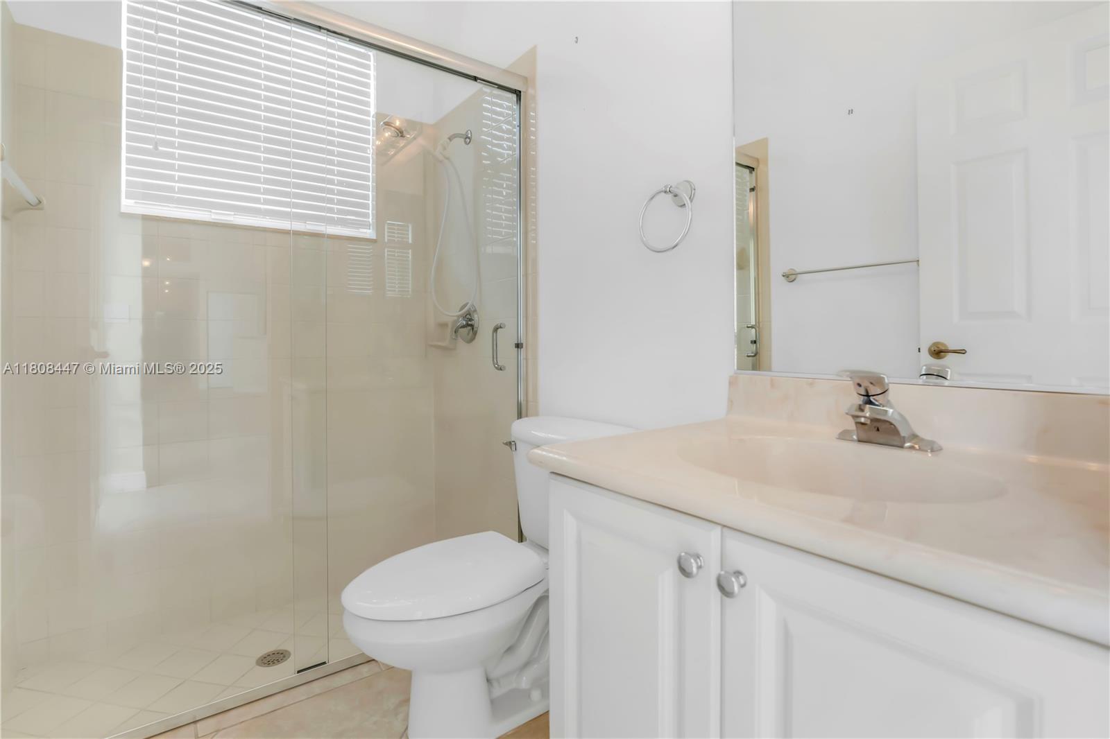 SUNSET LAKES PLAT THREE - Residential