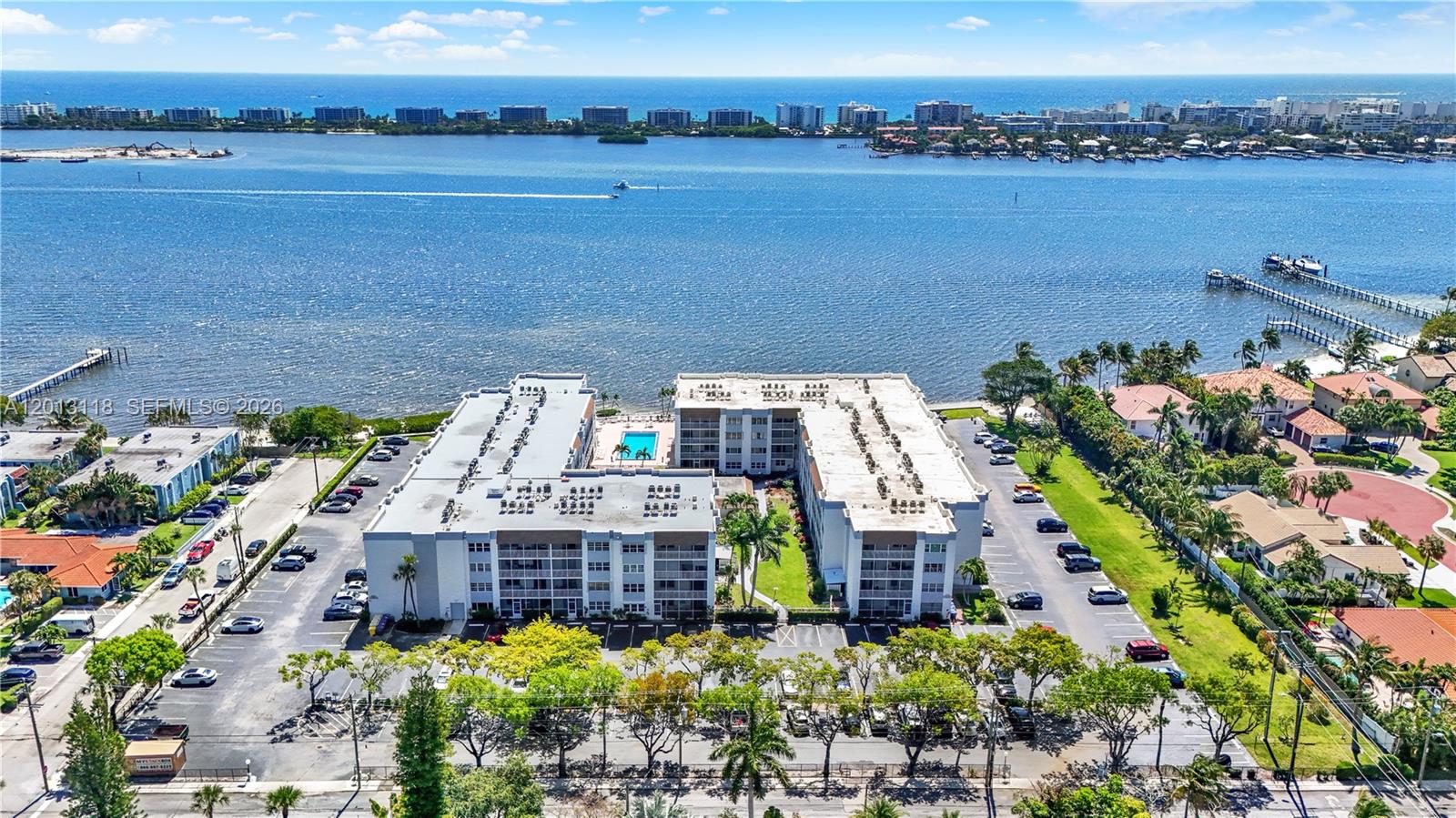 PALM LAKE 1 CONDO - Residential