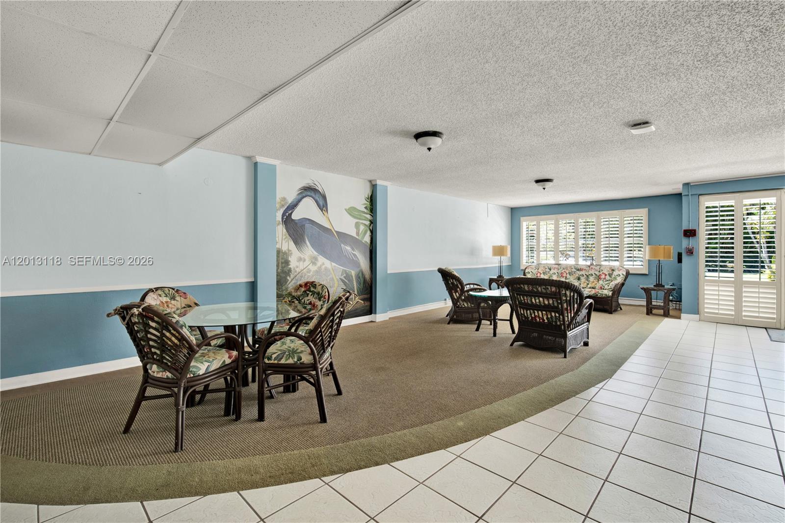PALM LAKE 1 CONDO - Residential