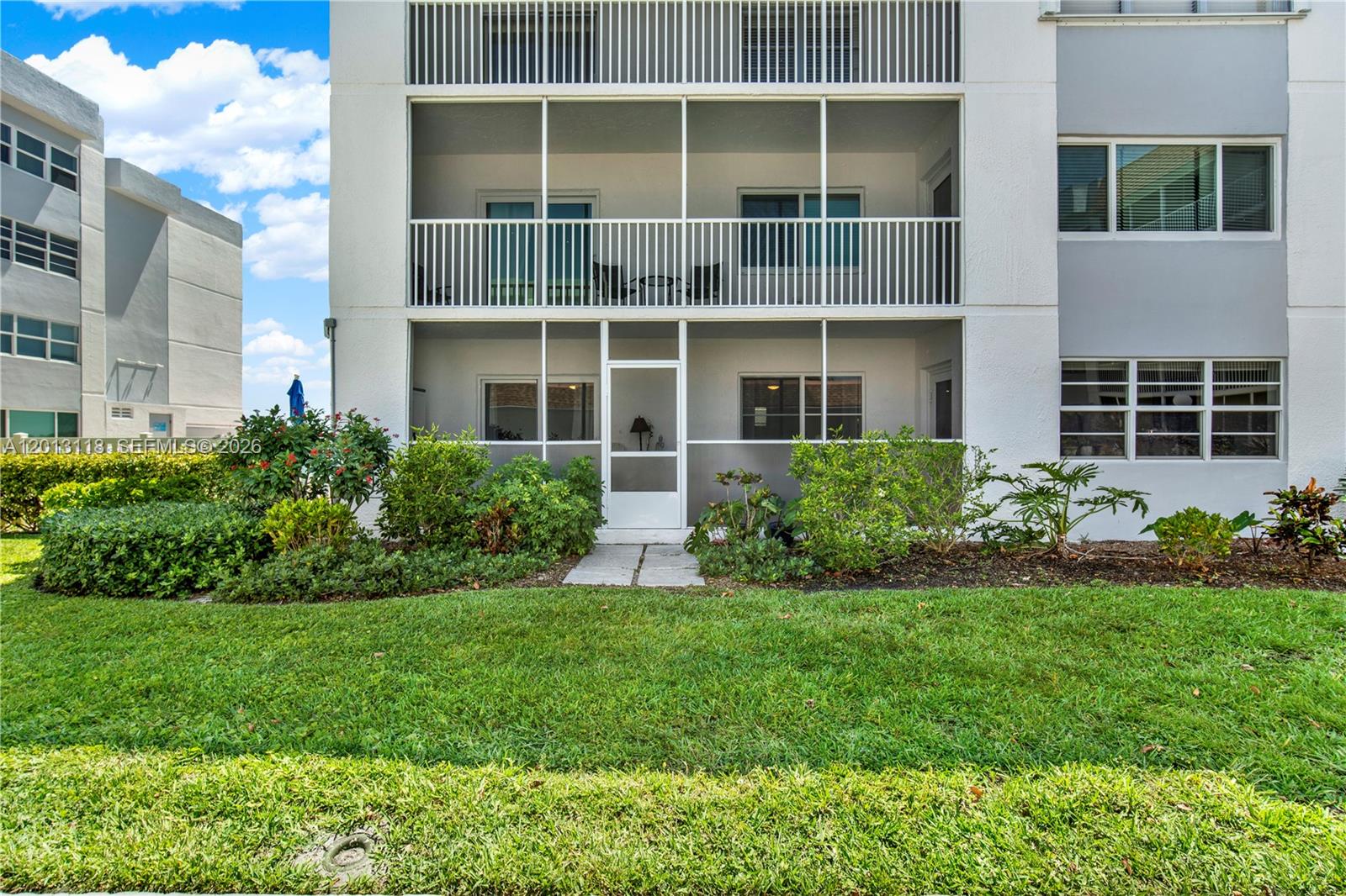 PALM LAKE 1 CONDO - Residential