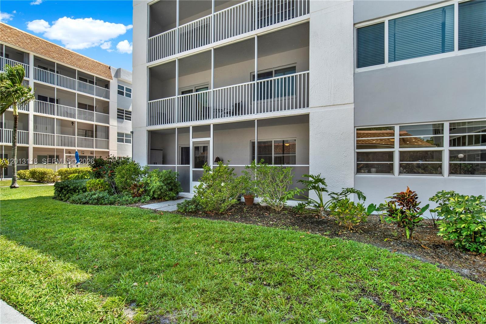 PALM LAKE 1 CONDO - Residential
