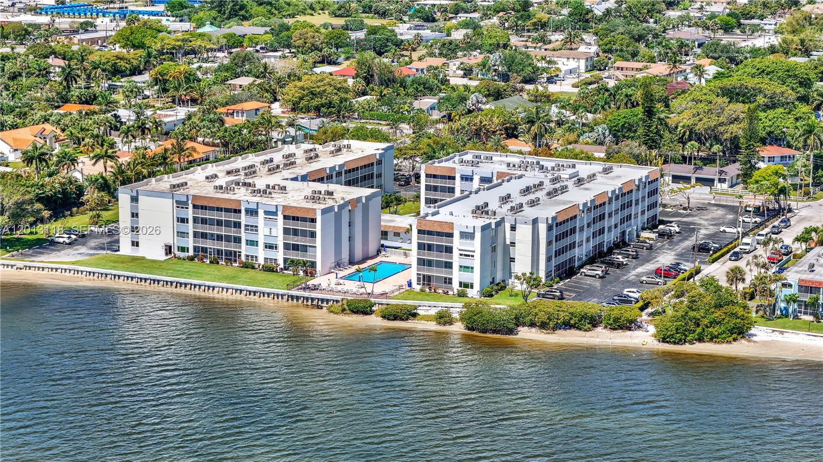 PALM LAKE 1 CONDO - Residential