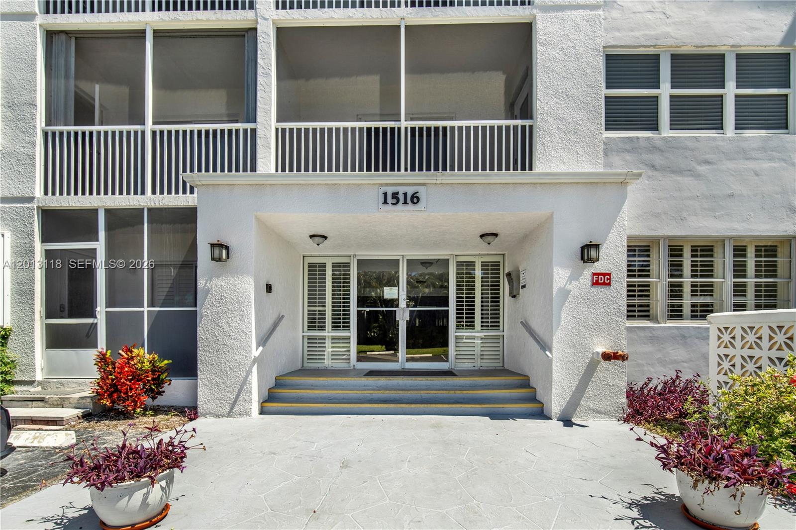 PALM LAKE 1 CONDO - Residential