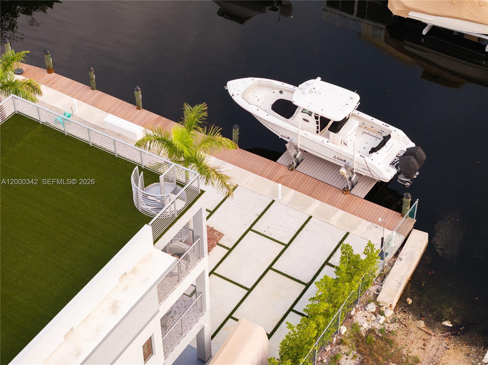 LAKE SURPRISE ESTATES - Residential