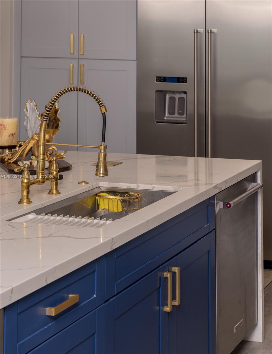 LAKE SURPRISE ESTATES - Residential