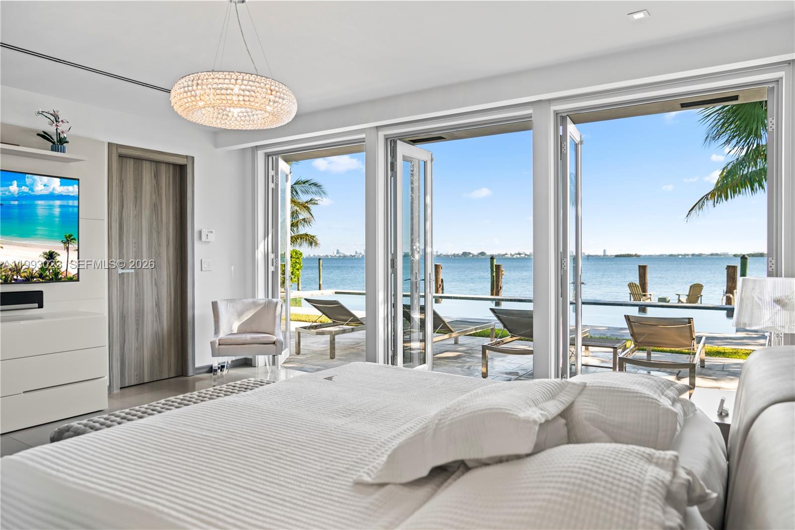 BAY LURE - Residential