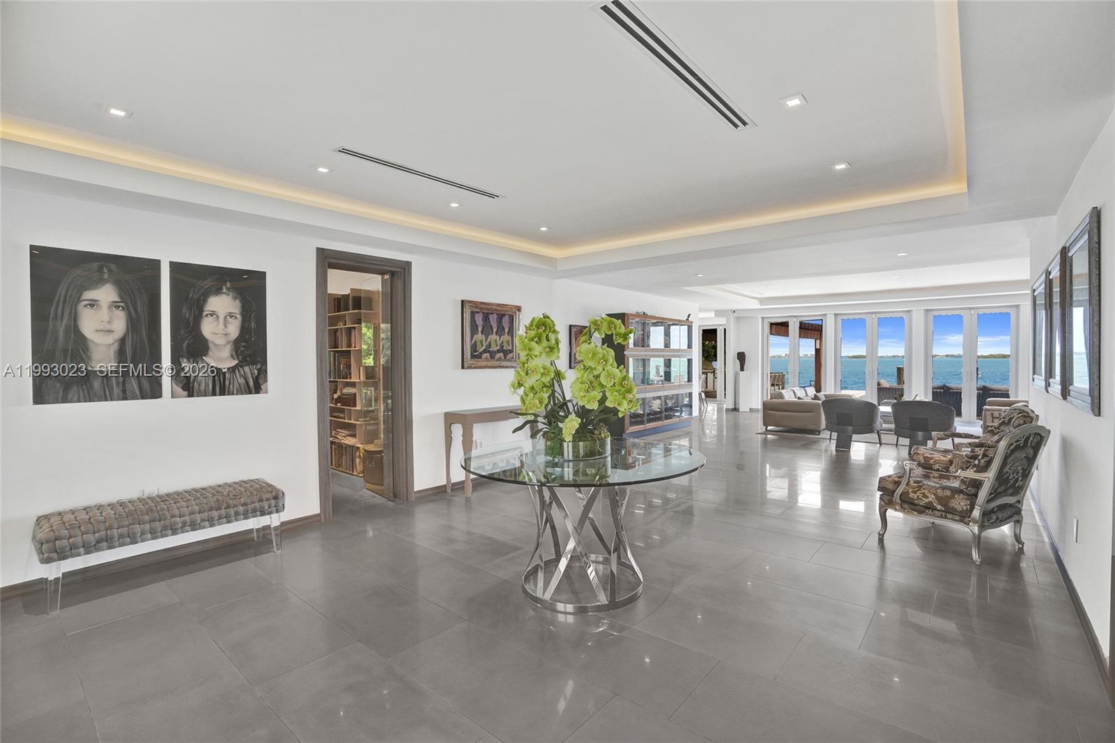 BAY LURE - Residential