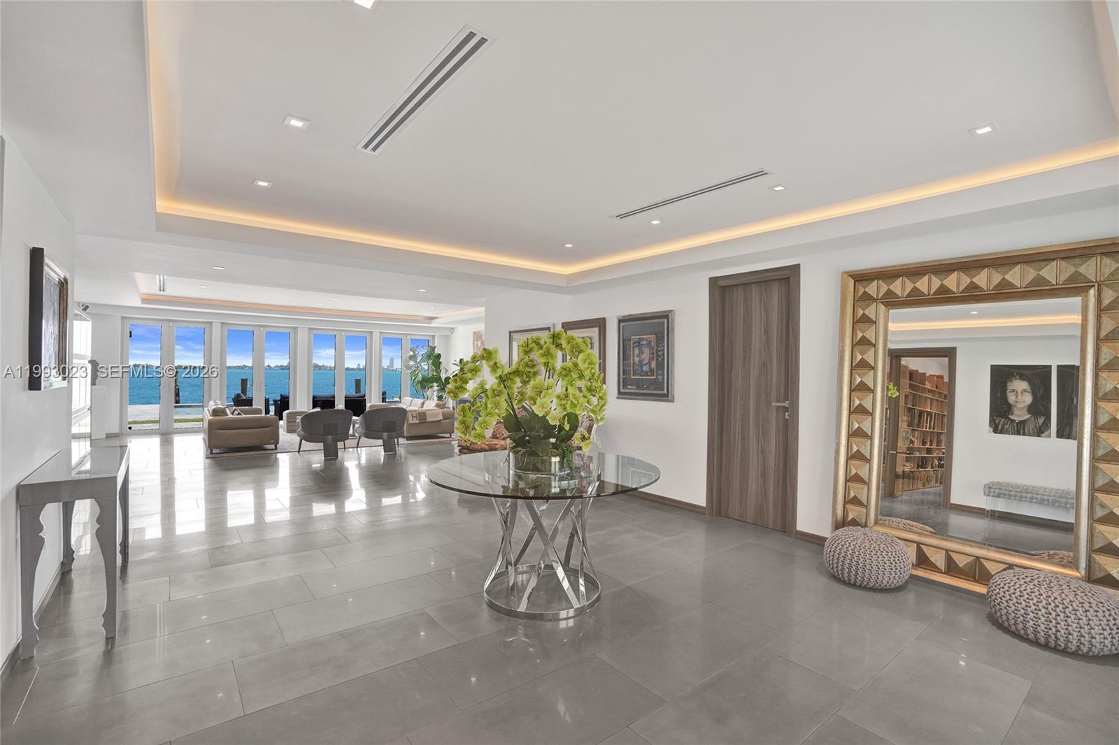 BAY LURE - Residential