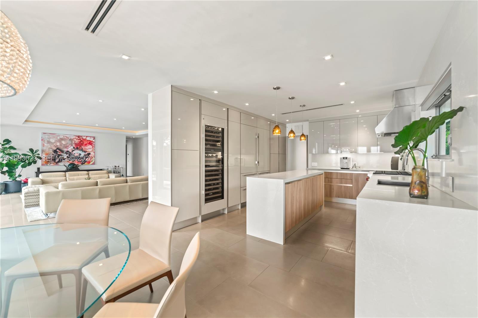BAY LURE - Residential