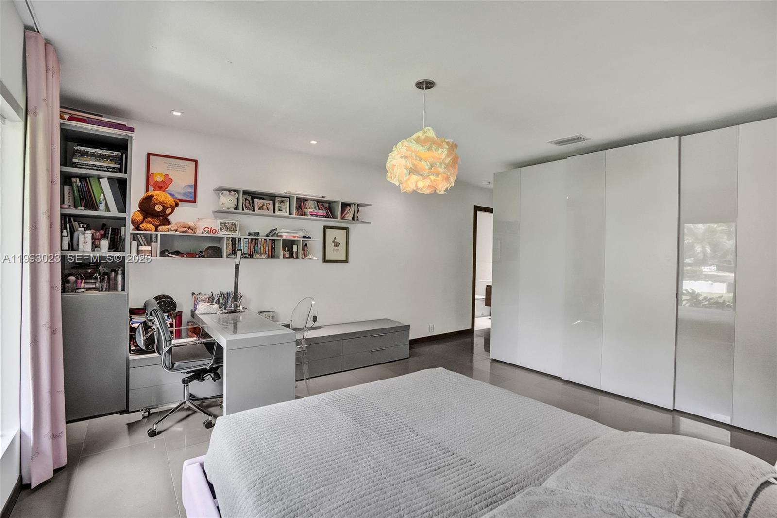 BAY LURE - Residential