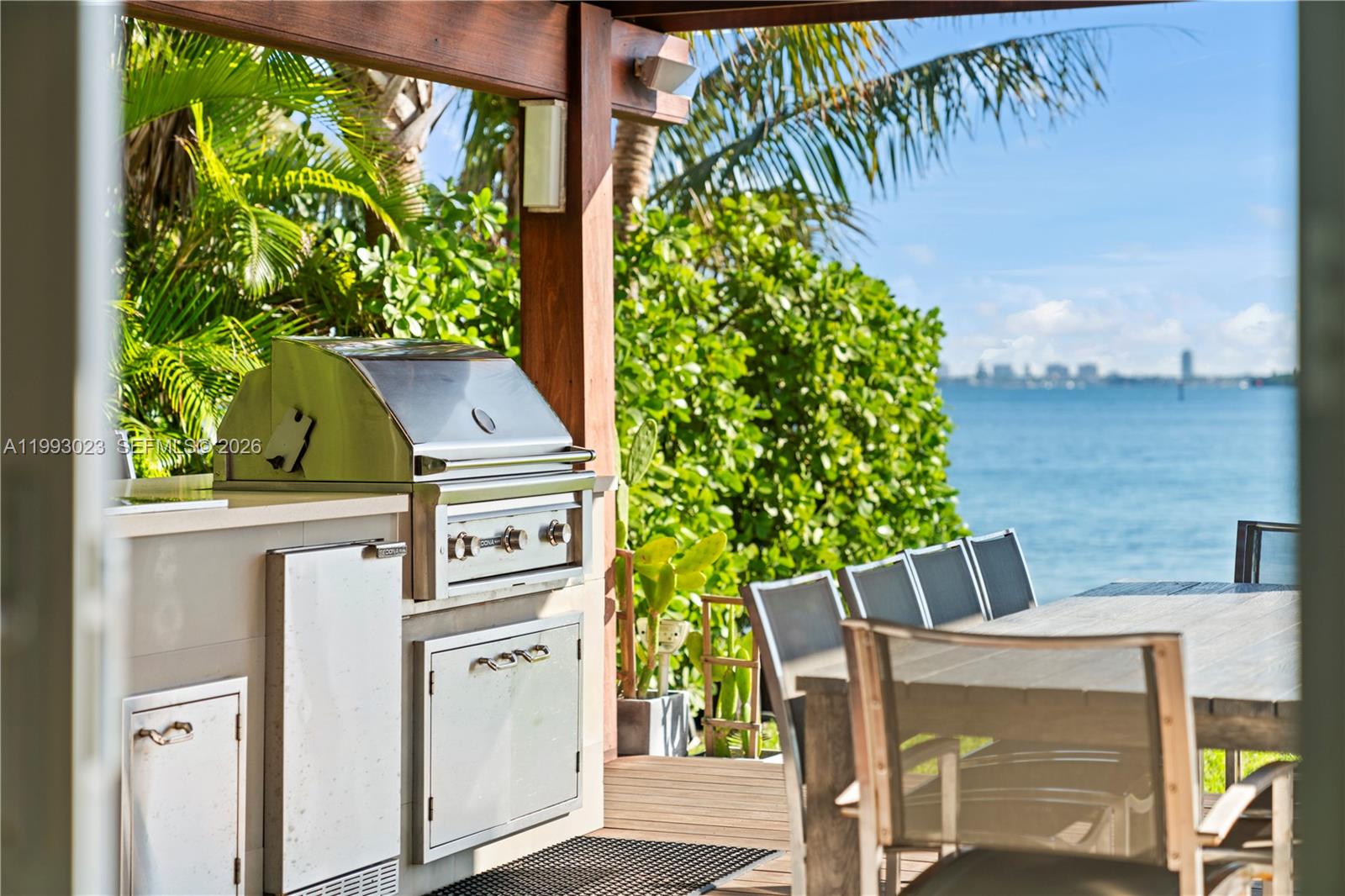 BAY LURE - Residential