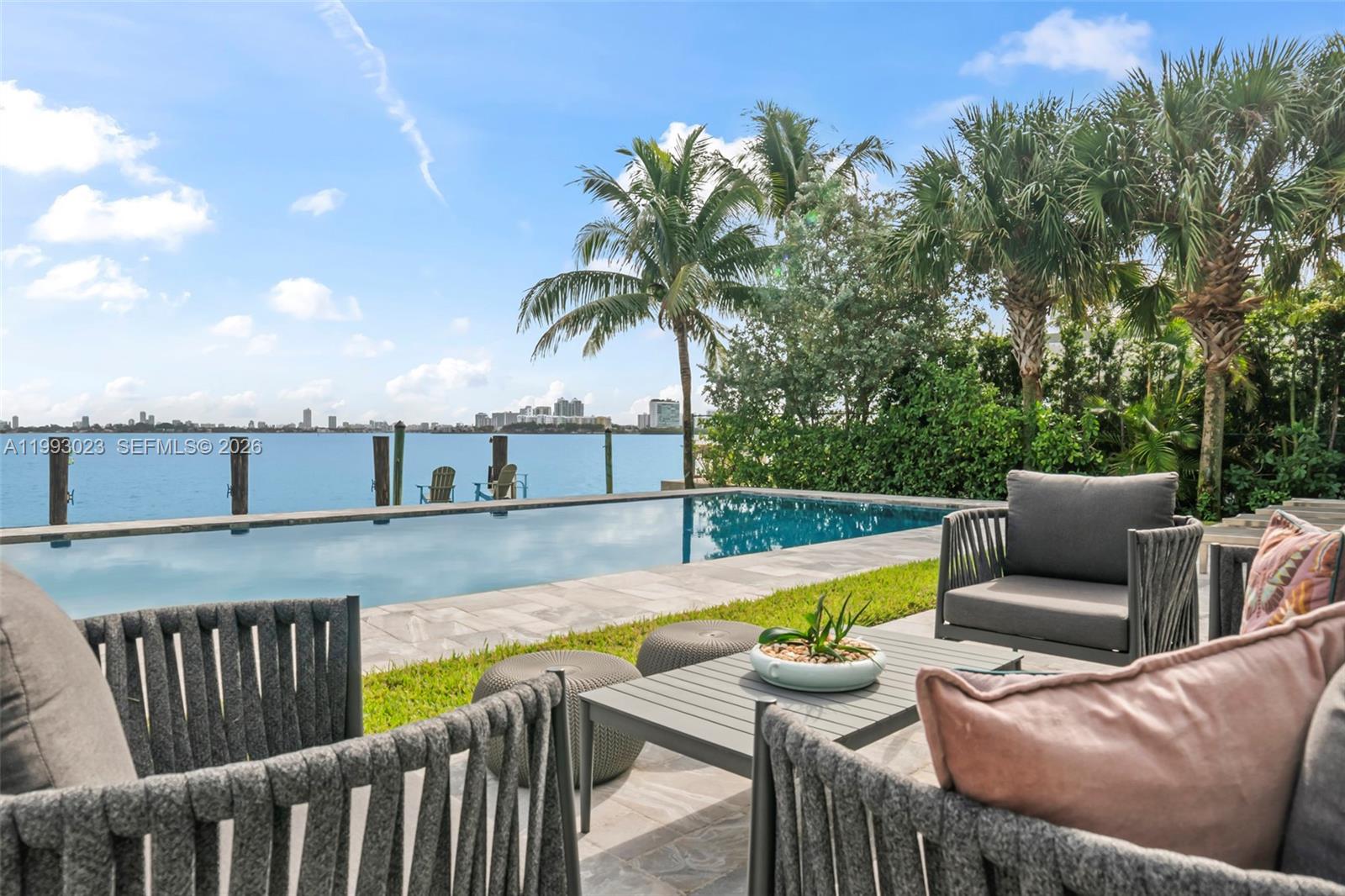 BAY LURE - Residential