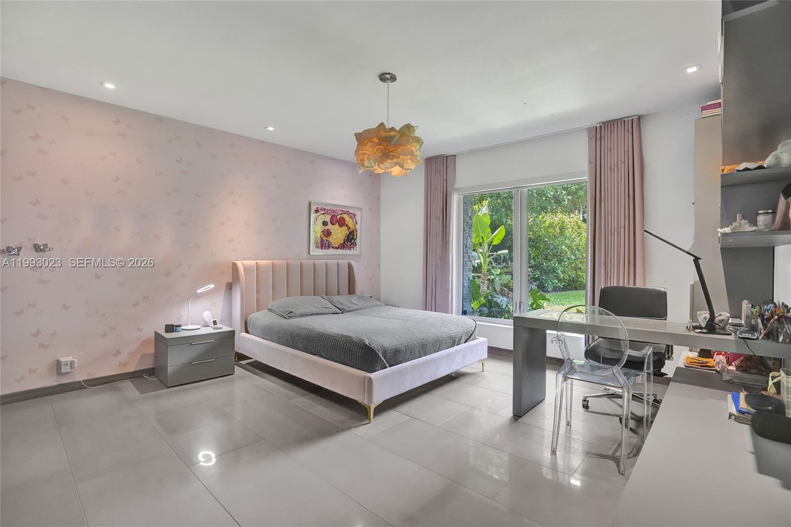 BAY LURE - Residential