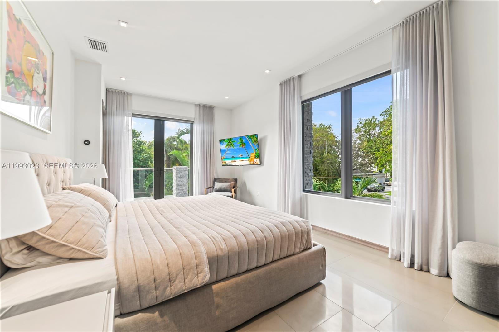 BAY LURE - Residential