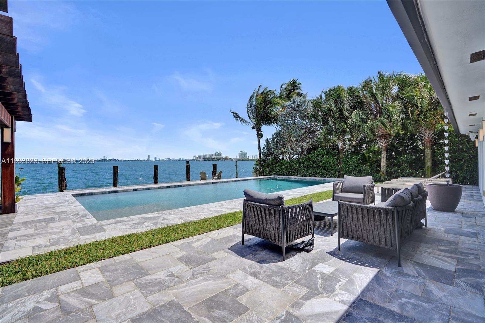 BAY LURE - Residential