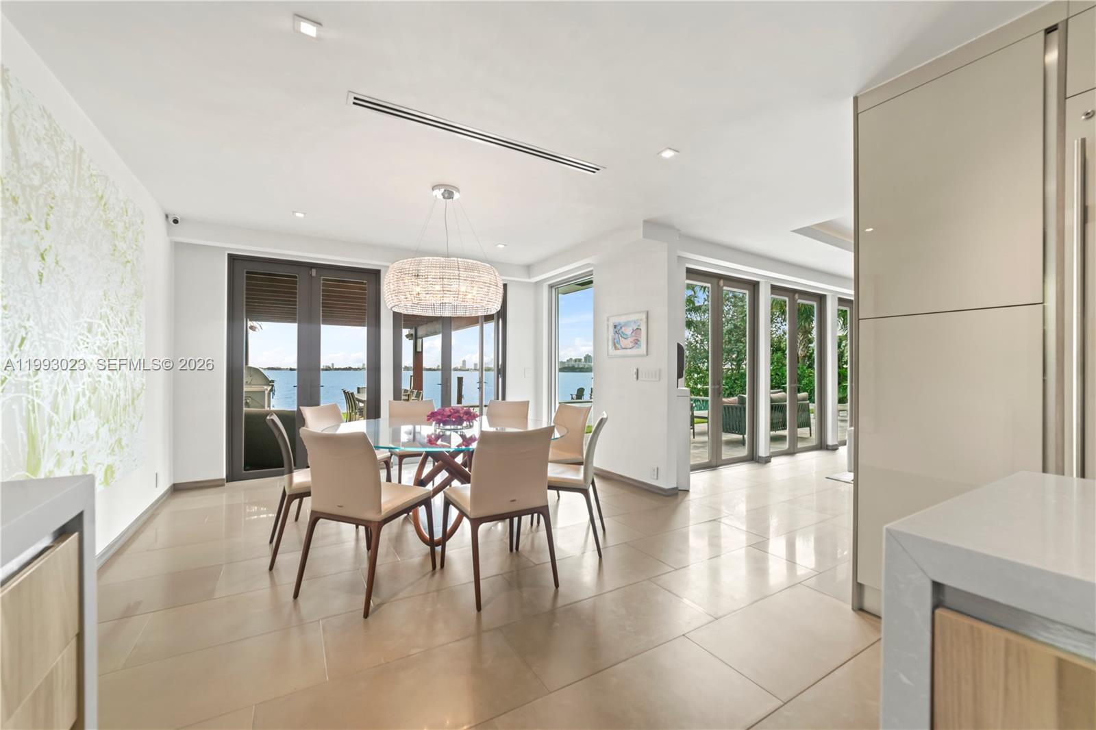 BAY LURE - Residential