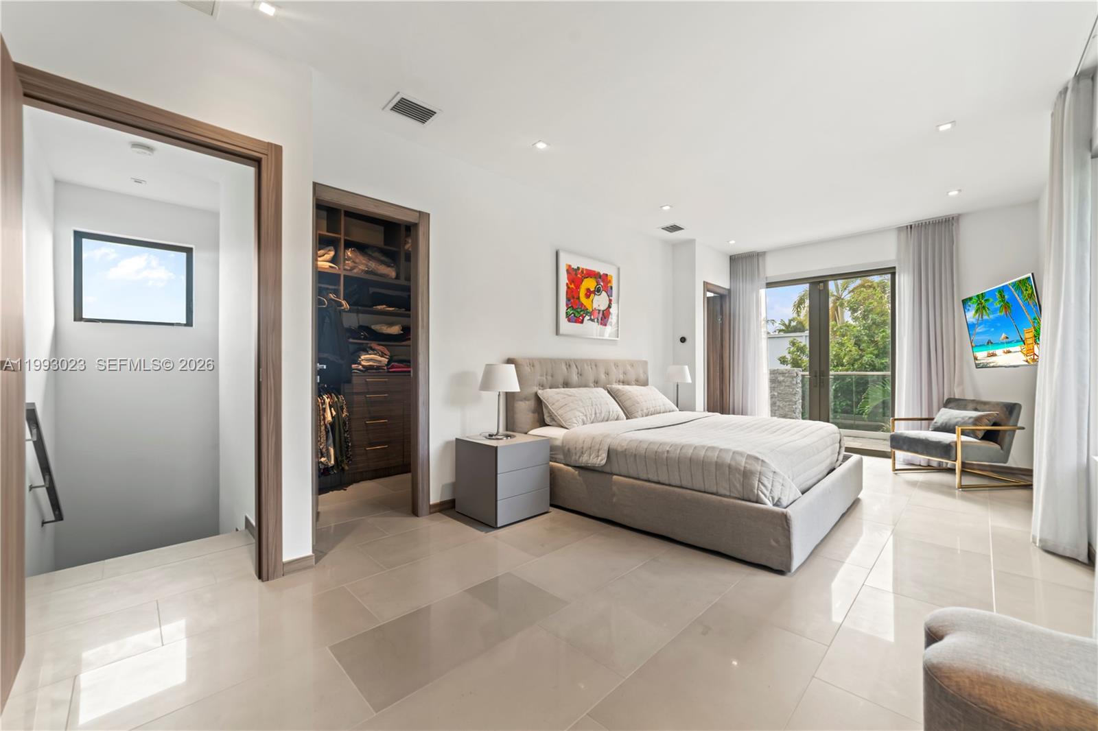BAY LURE - Residential