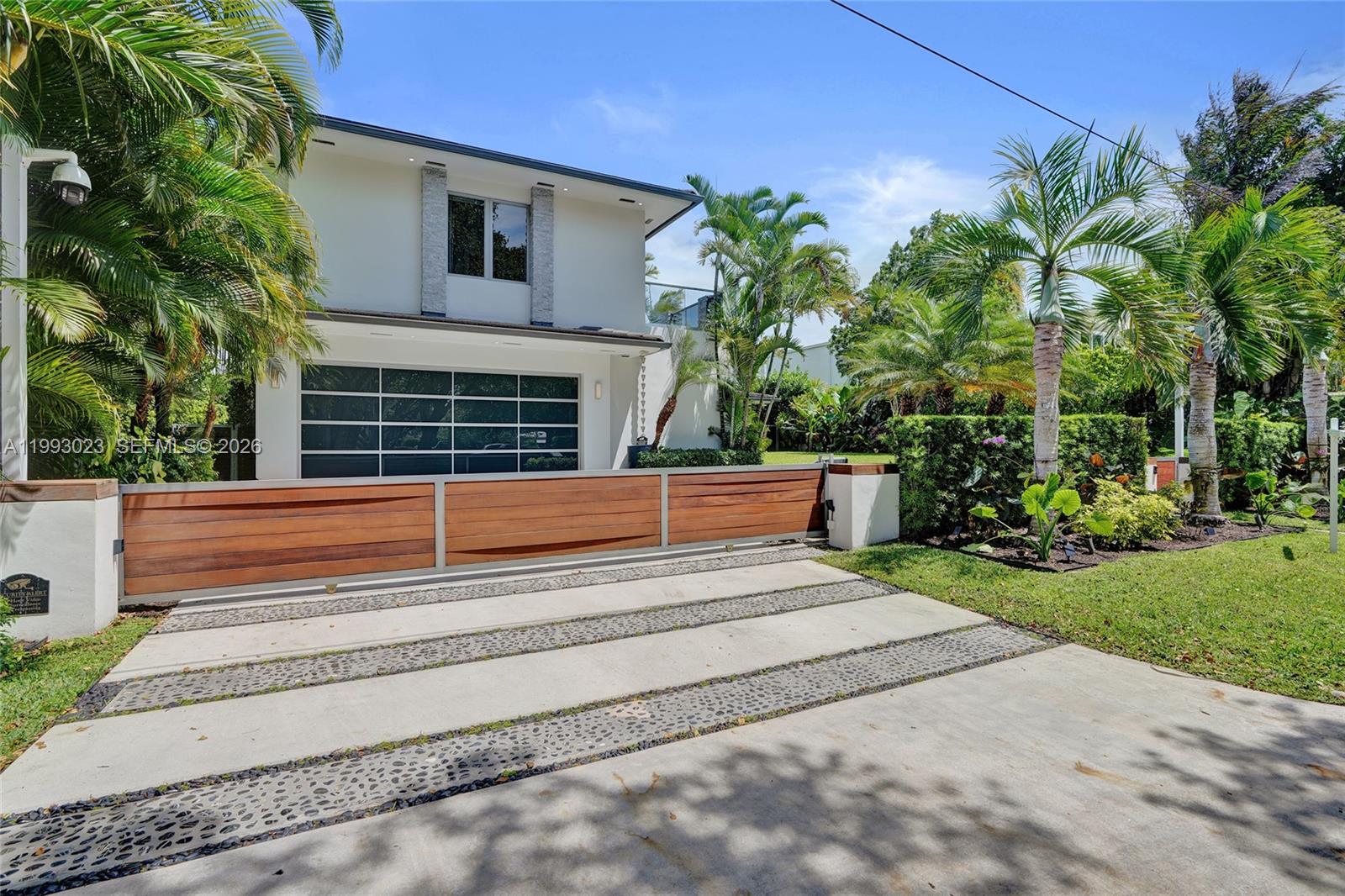 BAY LURE - Residential