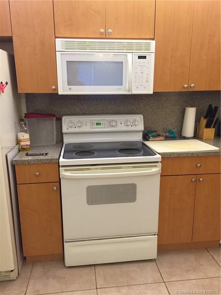 Naranja Lakes Condo - Residential Lease