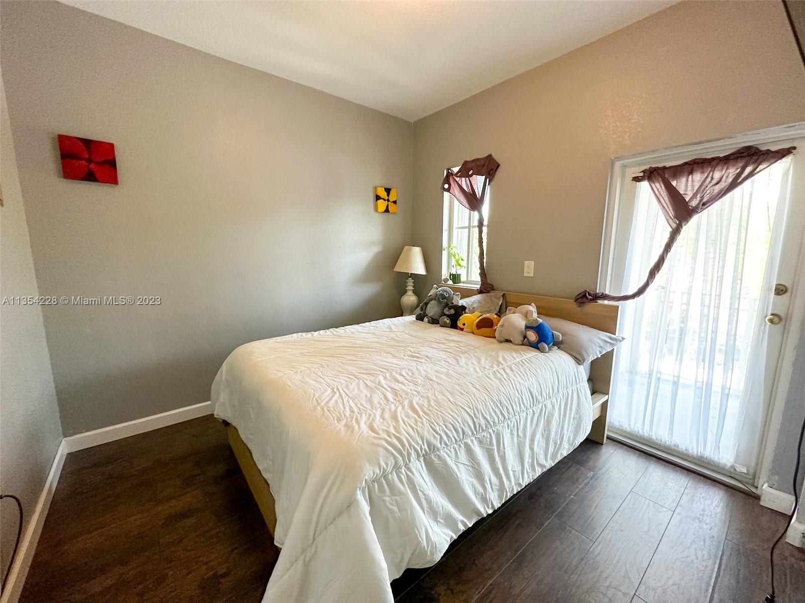 Photo 13 of 19 of 3231 SE 2nd Dr house