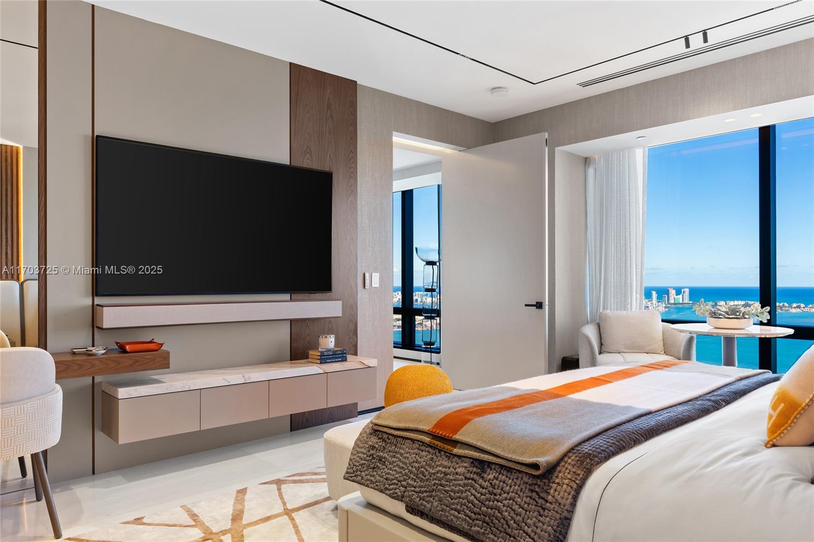 Four Season Residences - Residential