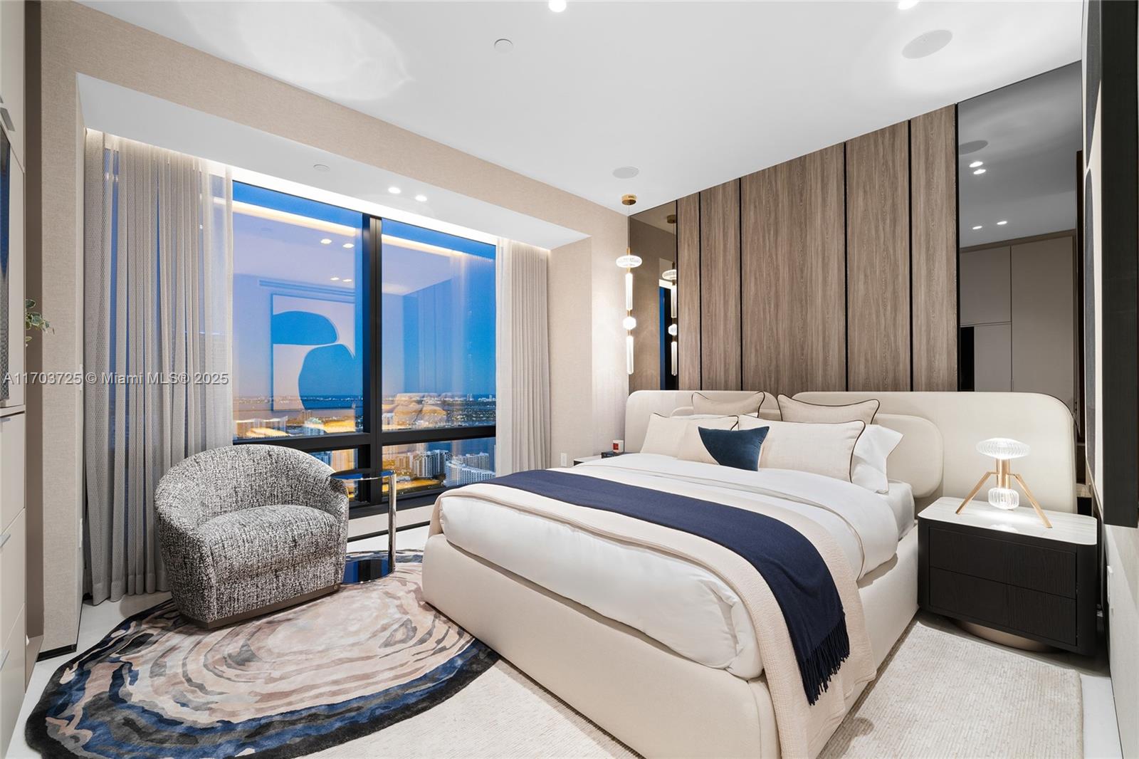 Four Season Residences - Residential