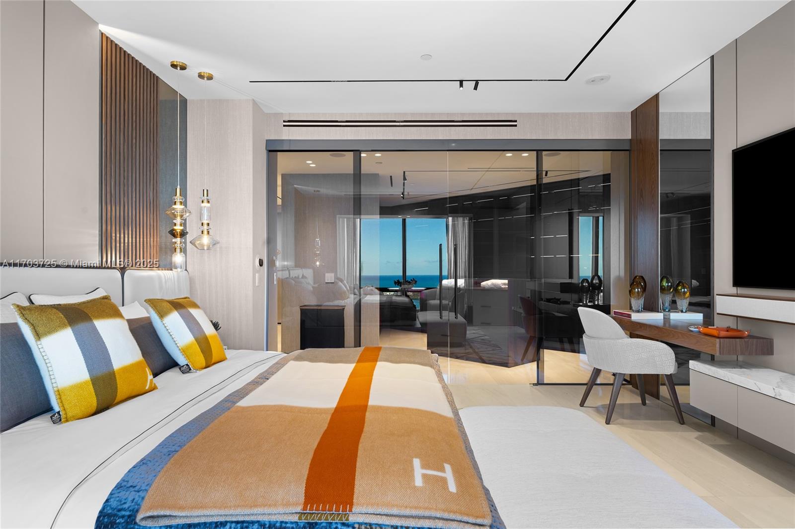 Four Season Residences - Residential