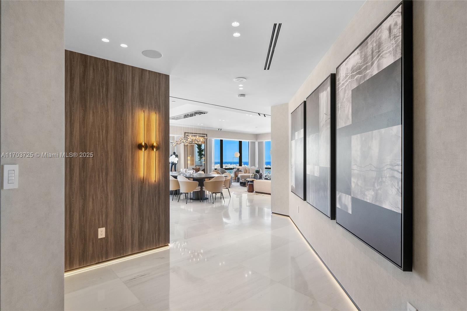 Four Season Residences - Residential