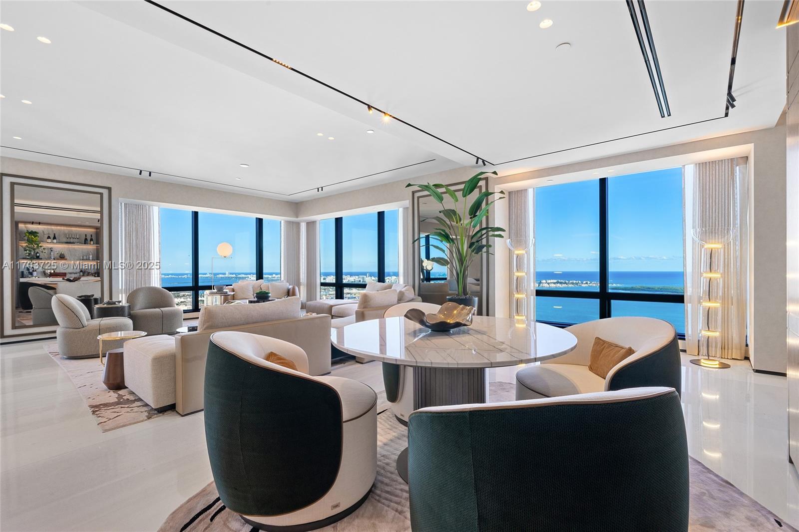 Four Season Residences - Residential
