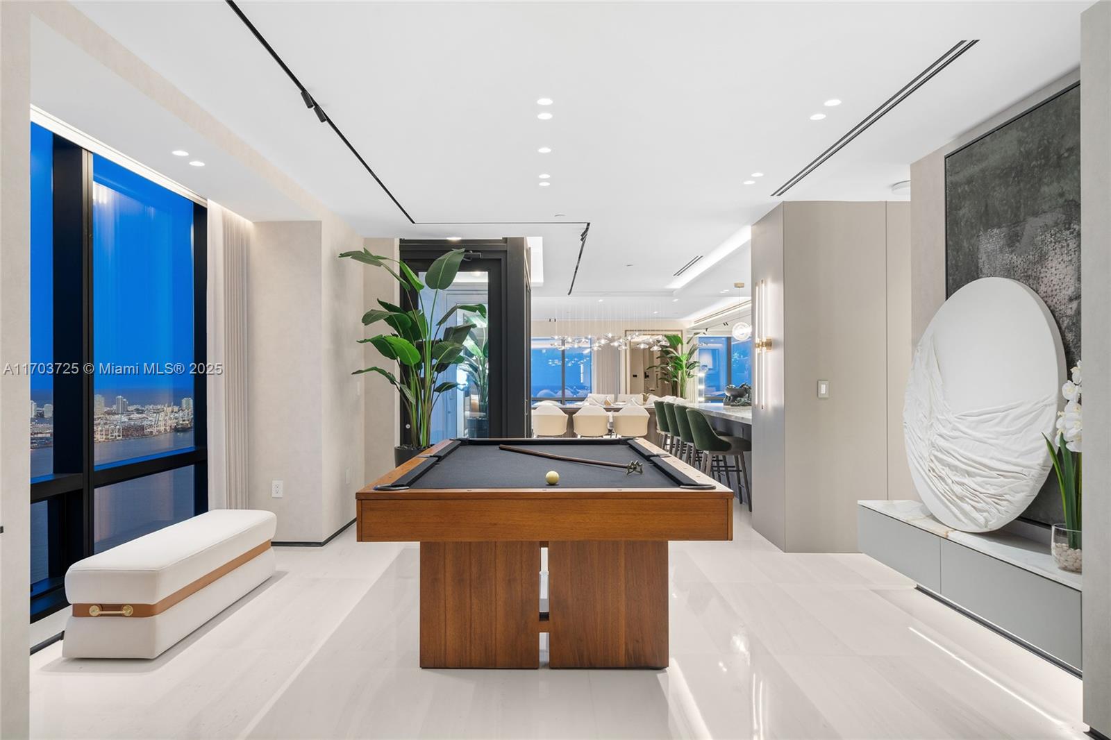 Four Season Residences - Residential