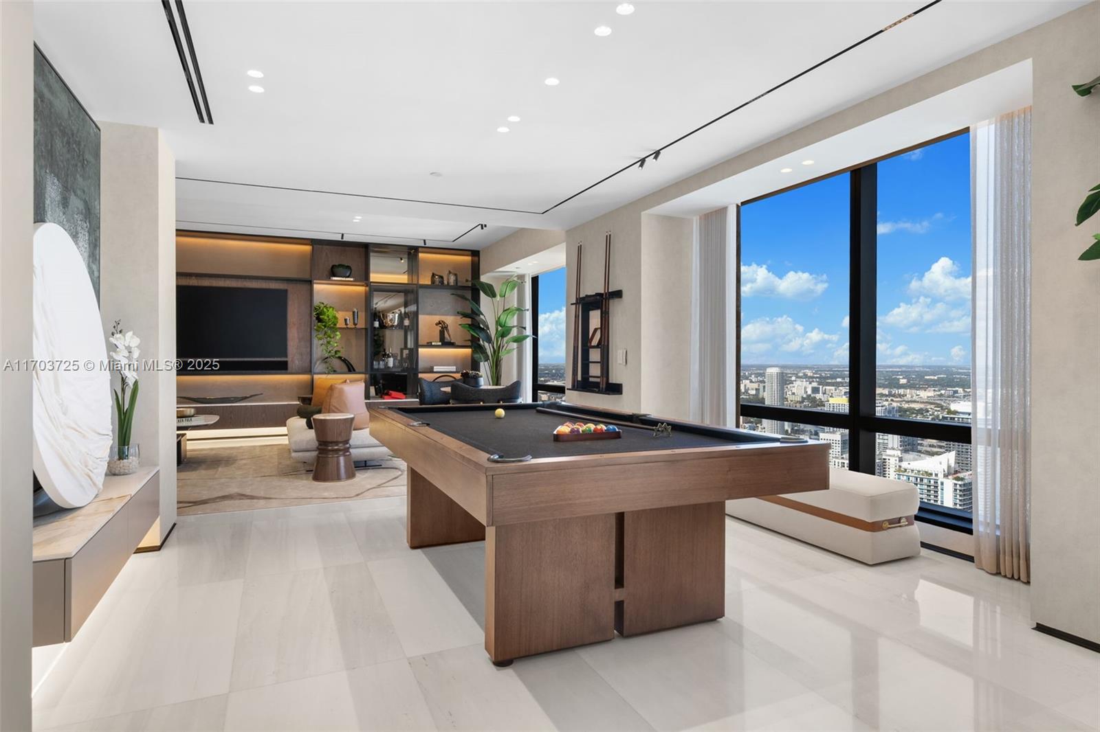 Four Season Residences - Residential