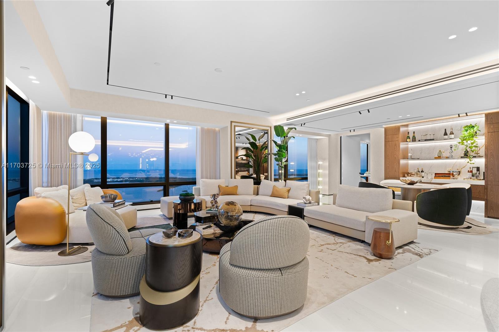 Four Season Residences - Residential