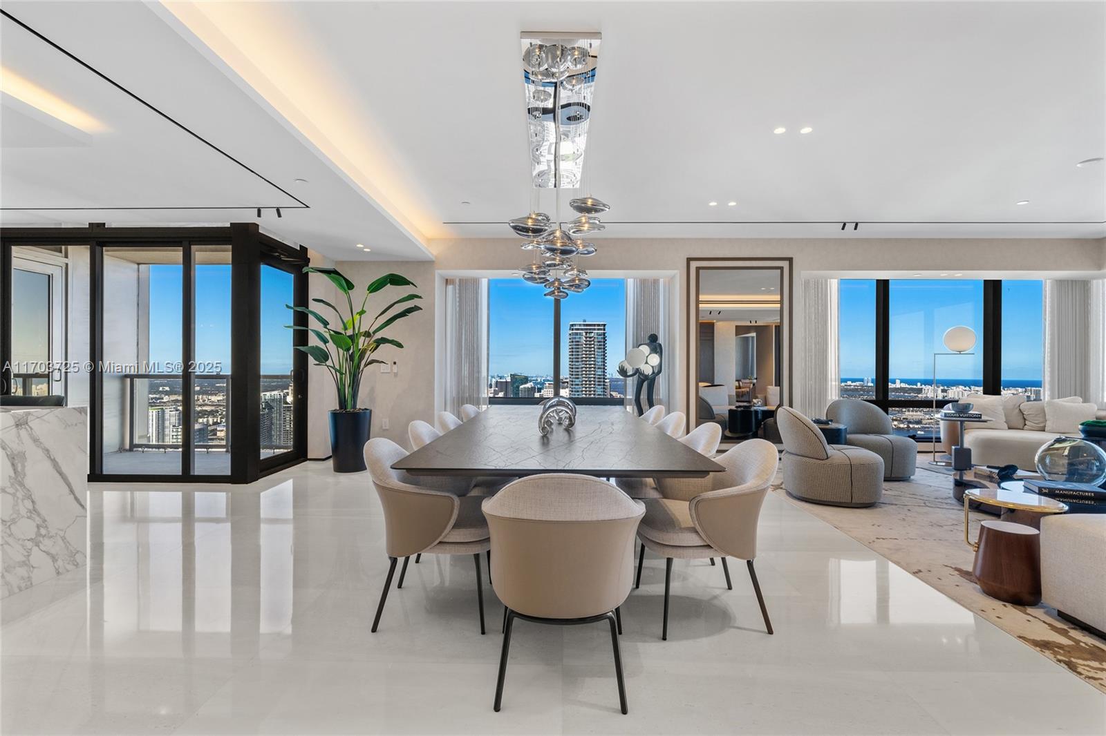Four Season Residences - Residential