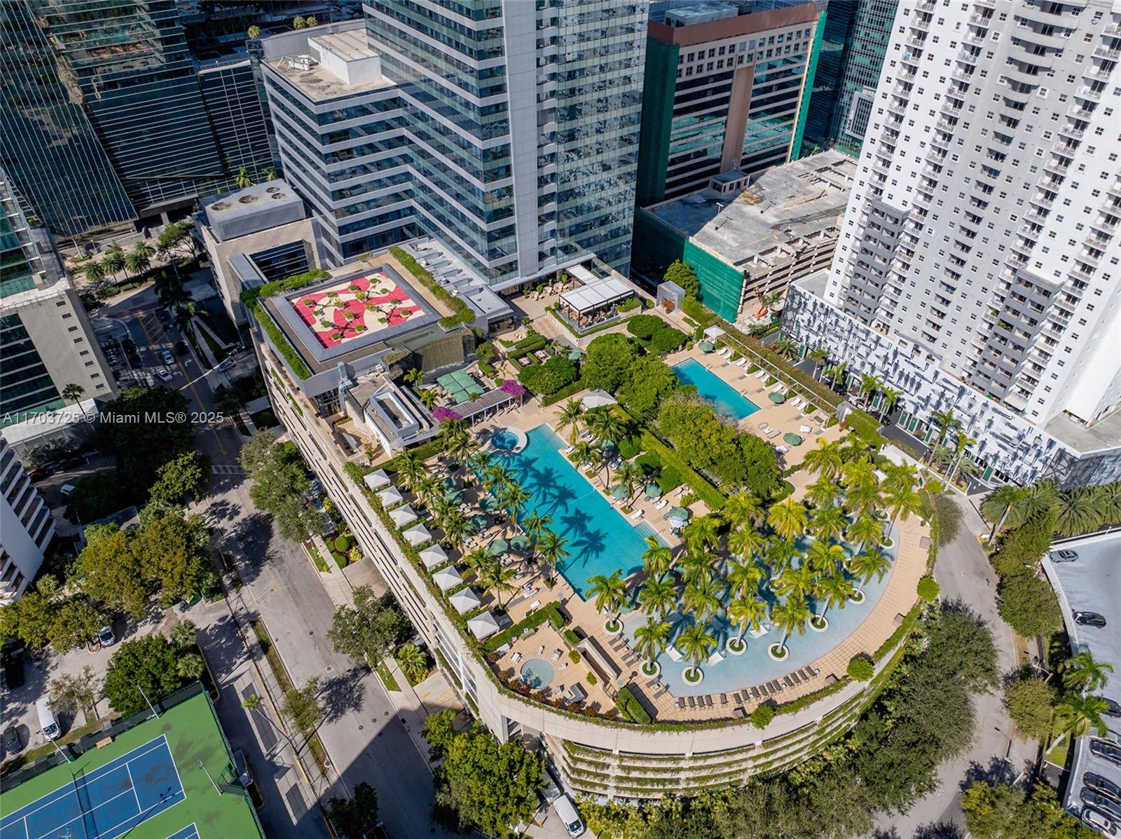 Four Season Residences - Residential