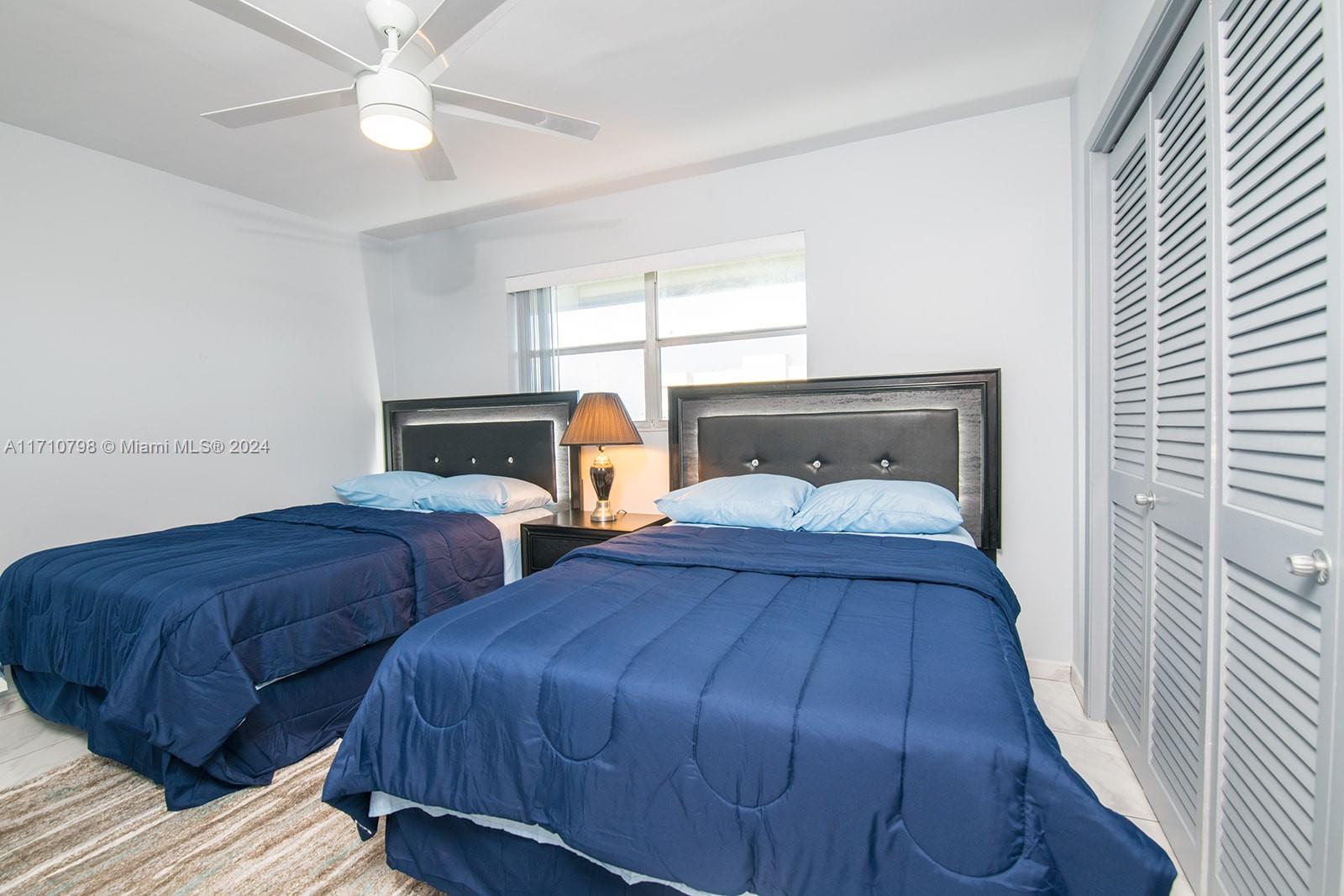 HILLCREST COUNTRY CLUB AP - Residential