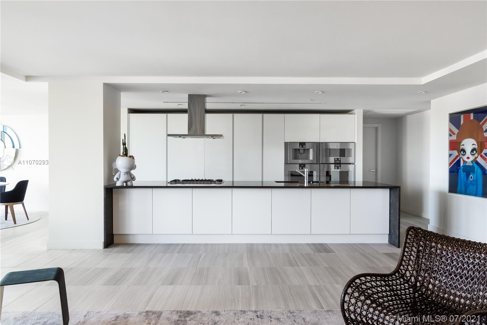 The Ritz Carlton - Residential