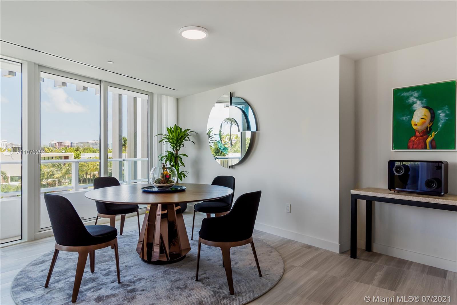 The Ritz Carlton - Residential