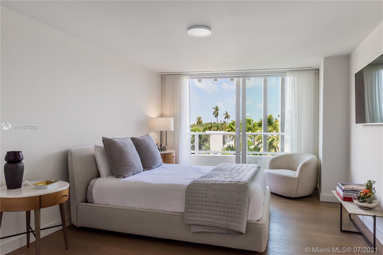 The Ritz Carlton - Residential